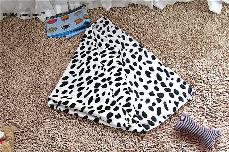 1PC Warm Pet Bed Mat Cover Small Medium Large Towls Paw Handcrafted Print Cat Dog Fleece Soft Blanket Puppy Winter Pet  OZ 005