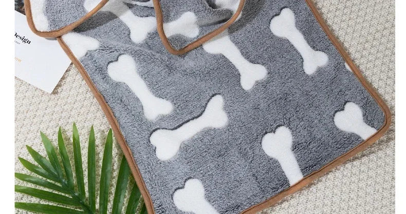 Winter Pet Sleeping Blanket Soft Fluffy Dog Blanket Warm Breathable Cat Cover Blanket Comfortable Sleeping Sheet Mat Pet Items