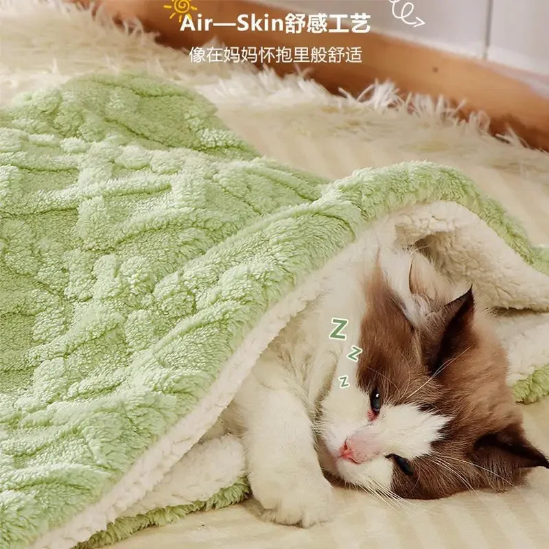 B91317240112Dog mat cat blanket autumn and winter sleeping mat sleeping floor mat, winter warmth pet supplies universal bedding