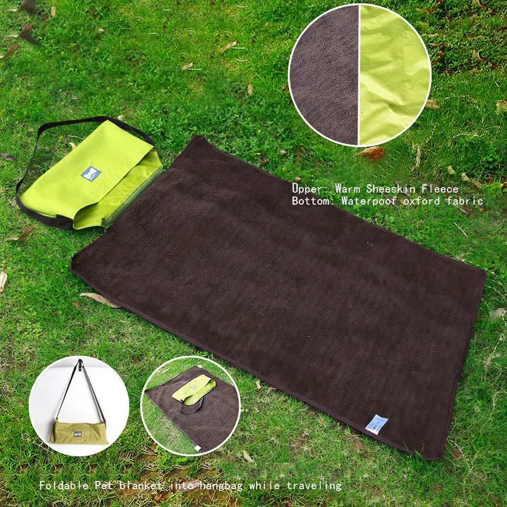 Multi-function folding portable dog outdoor blanket folding pet blanket pad cat carrier bag