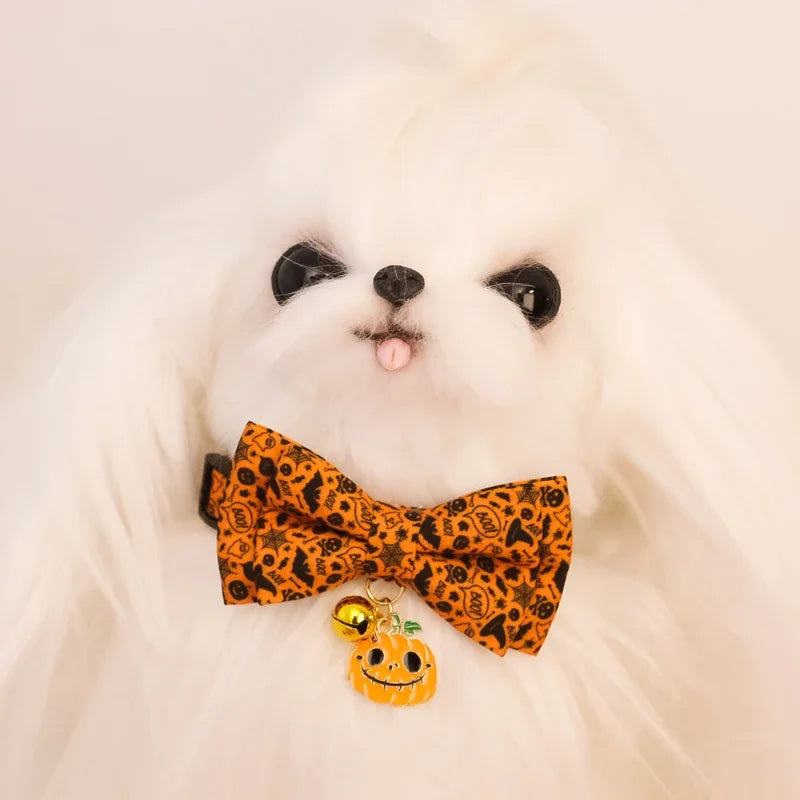 Pet collars for Halloween with various styles, detachable bow collars, holiday printed patterns, dog collars, cat collars